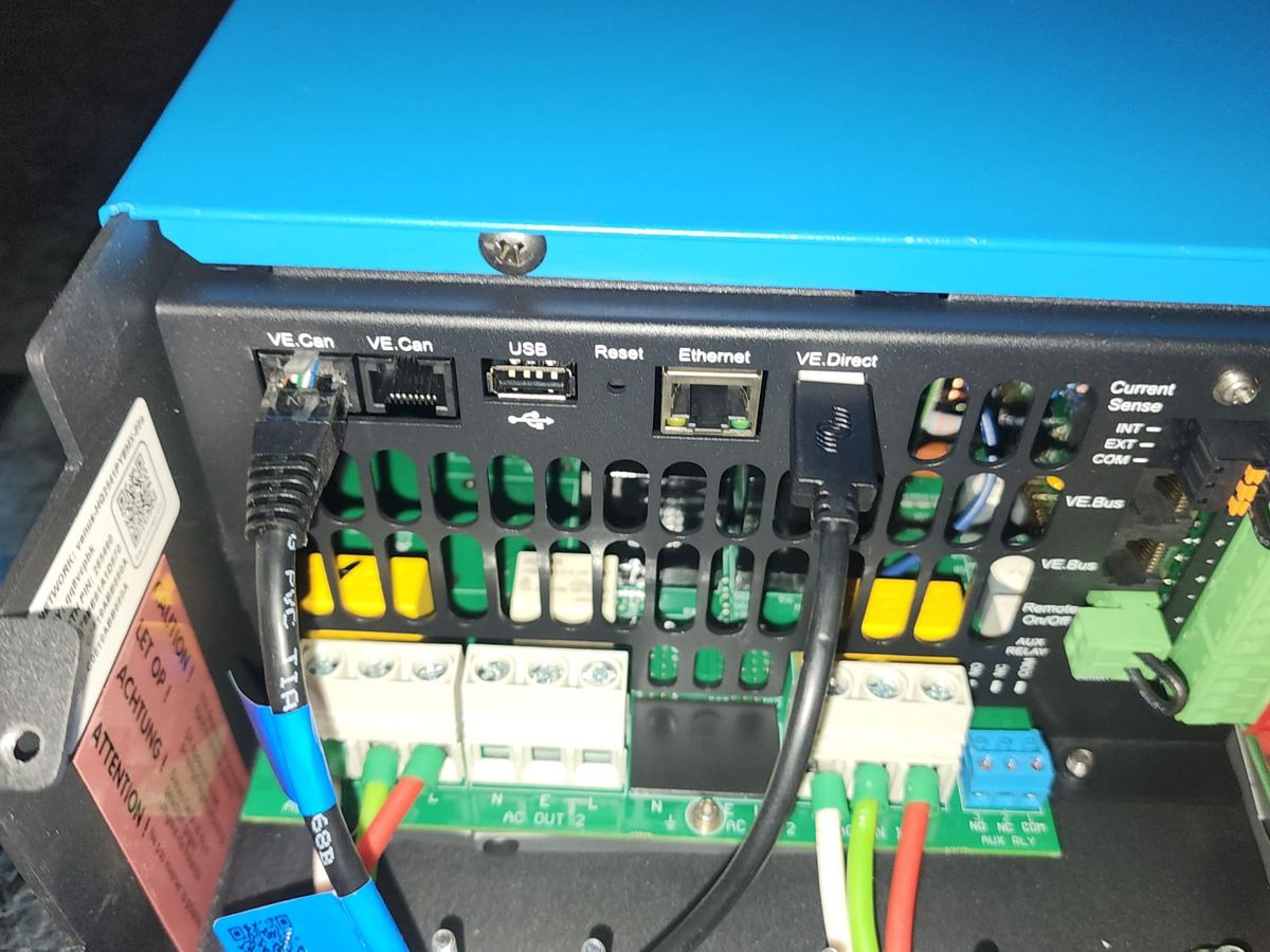Conexionado del inversor Victron MultiPlus-II GX